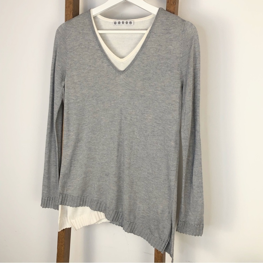 KOKUN grey & cream double layered V-neck asymmetrical cashmere bamboo sweater S